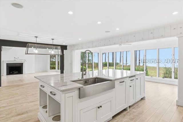 24 China Cockle Ln, Hilton Head Island, SC 29926