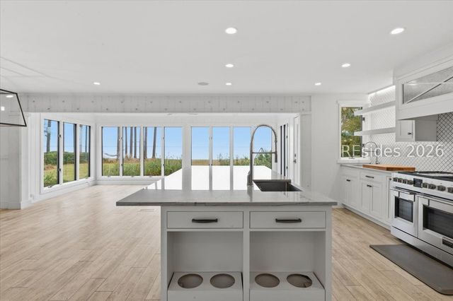 24 China Cockle Ln, Hilton Head Island, SC 29926