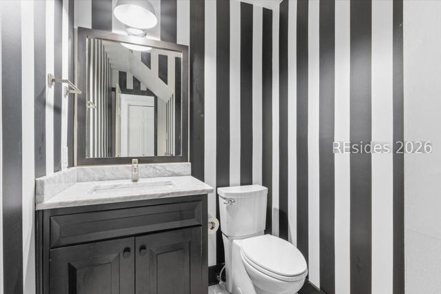 24 China Cockle Ln, Hilton Head Island, SC 29926