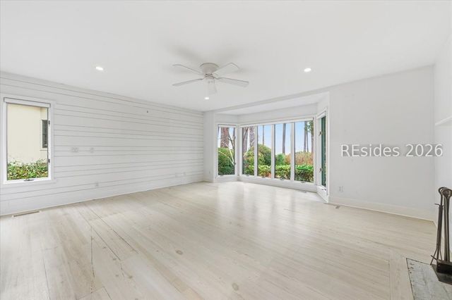 24 China Cockle Ln, Hilton Head Island, SC 29926