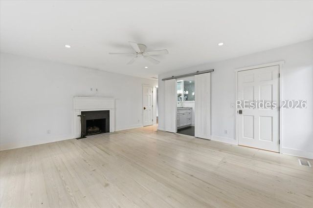 24 China Cockle Ln, Hilton Head Island, SC 29926