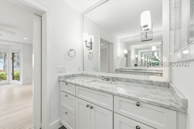 24 China Cockle Ln, Hilton Head Island, SC 29926