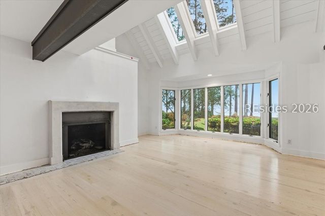 24 China Cockle Ln, Hilton Head Island, SC 29926