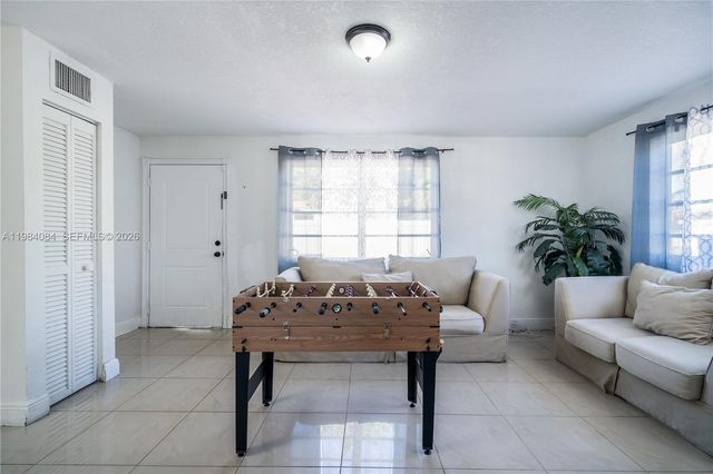 690 E 10th Ave Front, Hialeah, FL 33010