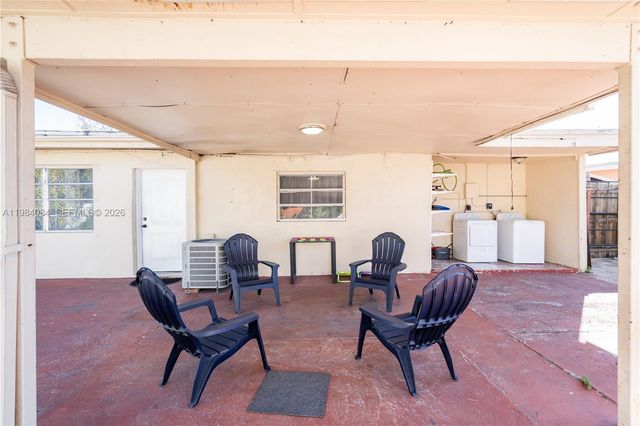 690 E 10th Ave Front, Hialeah, FL 33010