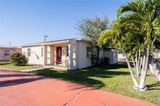 690 E 10th Ave Front, Hialeah, FL 33010