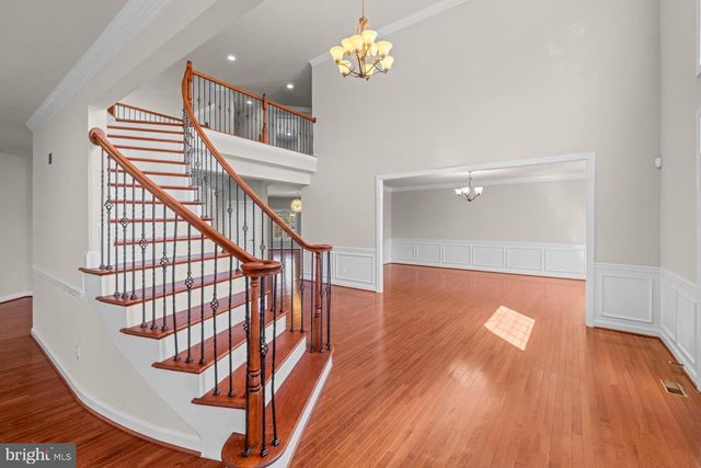 7934 SHREVE RD, Falls Church, VA 22043