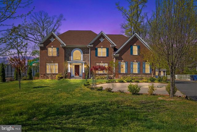 7934 SHREVE RD, Falls Church, VA 22043
