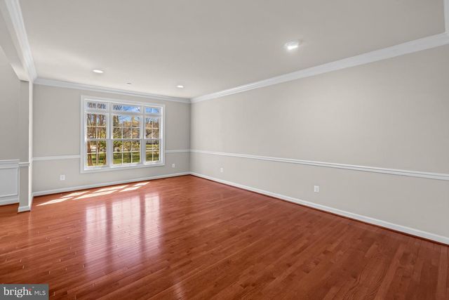 7934 SHREVE RD, Falls Church, VA 22043
