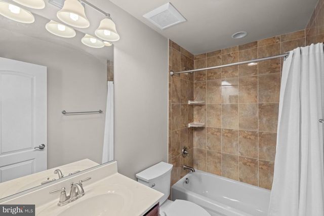 7934 SHREVE RD, Falls Church, VA 22043