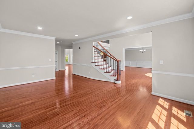 7934 SHREVE RD, Falls Church, VA 22043