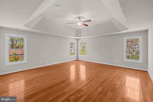 7934 SHREVE RD, Falls Church, VA 22043