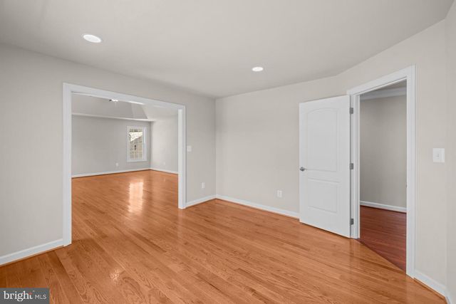7934 SHREVE RD, Falls Church, VA 22043