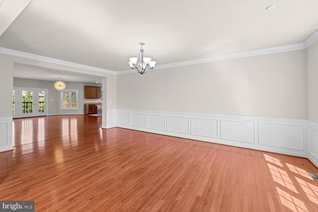 7934 SHREVE RD, Falls Church, VA 22043