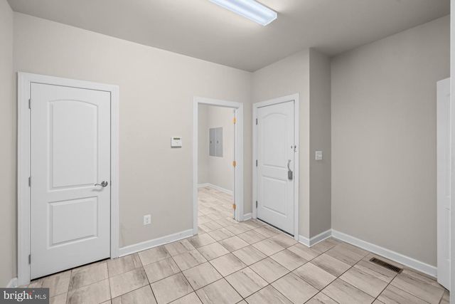 7934 SHREVE RD, Falls Church, VA 22043