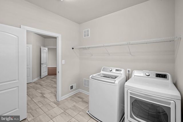 7934 SHREVE RD, Falls Church, VA 22043