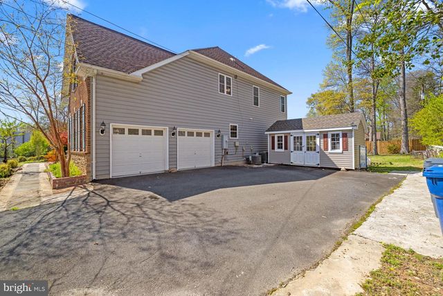 7934 SHREVE RD, Falls Church, VA 22043