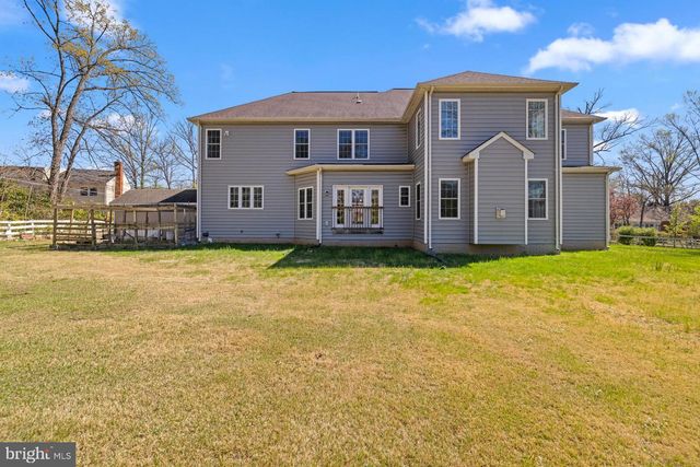 7934 SHREVE RD, Falls Church, VA 22043