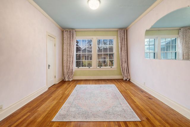 824 S Main Street, Paris, TX 75460