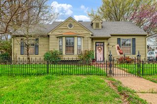 824 S Main Street, Paris, TX 75460