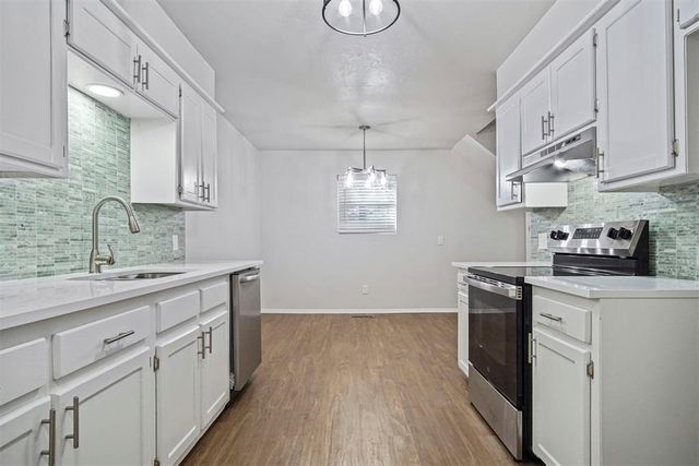 3357 Elizabeth Street, Choctaw, OK 73020