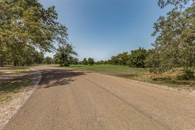 61573 La Bota, Corsicana, TX 75109