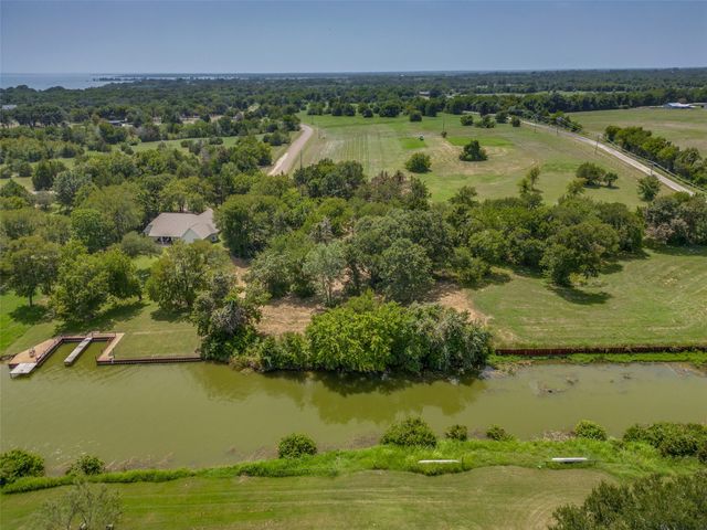 61573 La Bota, Corsicana, TX 75109