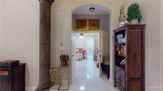 843 Brady Avenue, Alamo, TX 78516