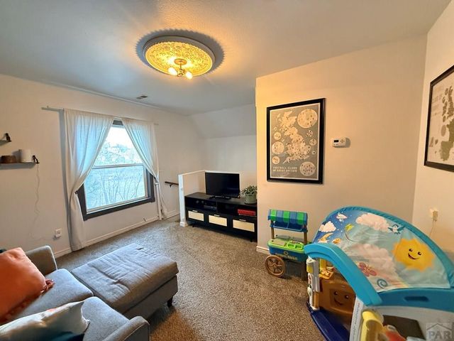 233 Nelson Ave, Pueblo, CO 81004