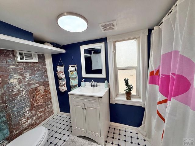 233 Nelson Ave, Pueblo, CO 81004