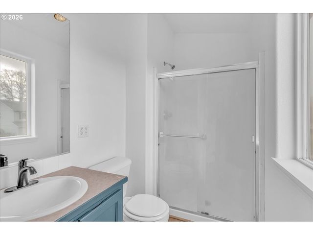 52866 Ne 2ND St, Scappoose, OR 97056