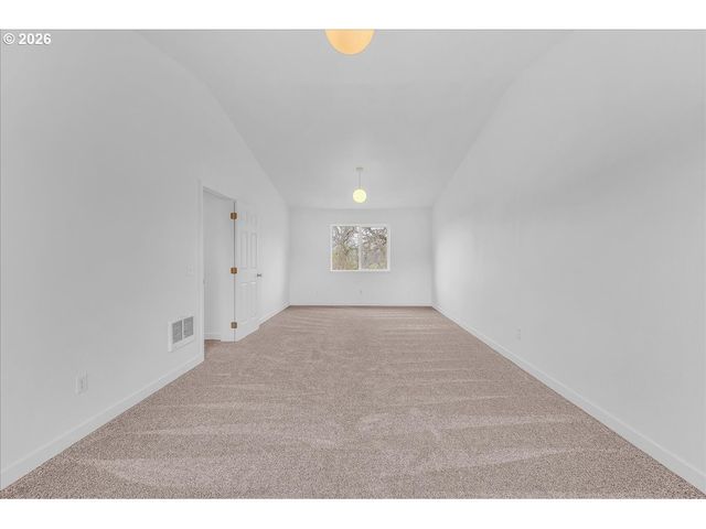 52866 Ne 2ND St, Scappoose, OR 97056