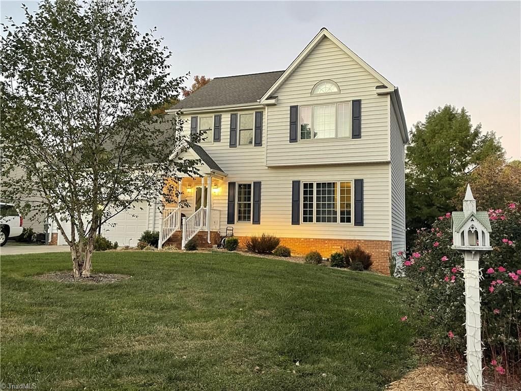 1233 Salem Crossing Road, Kernersville, NC 27284