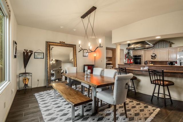 1 Calle Del Viento, Placitas, NM 87043