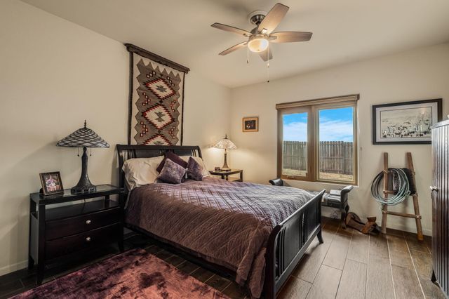 1 Calle Del Viento, Placitas, NM 87043