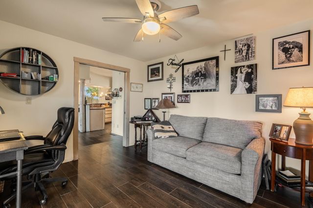 1 Calle Del Viento, Placitas, NM 87043