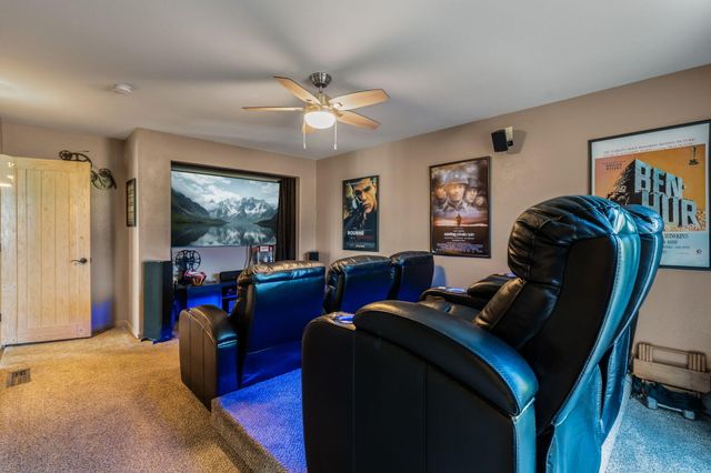 1 Calle Del Viento, Placitas, NM 87043