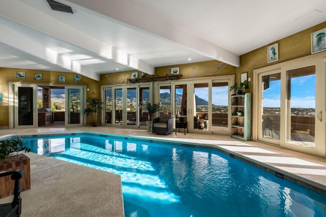 1 Calle Del Viento, Placitas, NM 87043