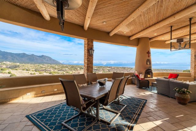 1 Calle Del Viento, Placitas, NM 87043