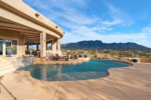 1 Calle Del Viento, Placitas, NM 87043