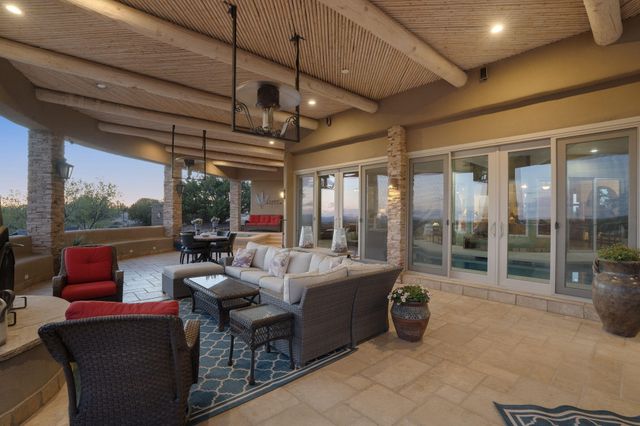 1 Calle Del Viento, Placitas, NM 87043