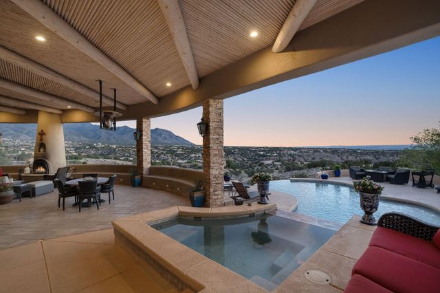 1 Calle Del Viento, Placitas, NM 87043