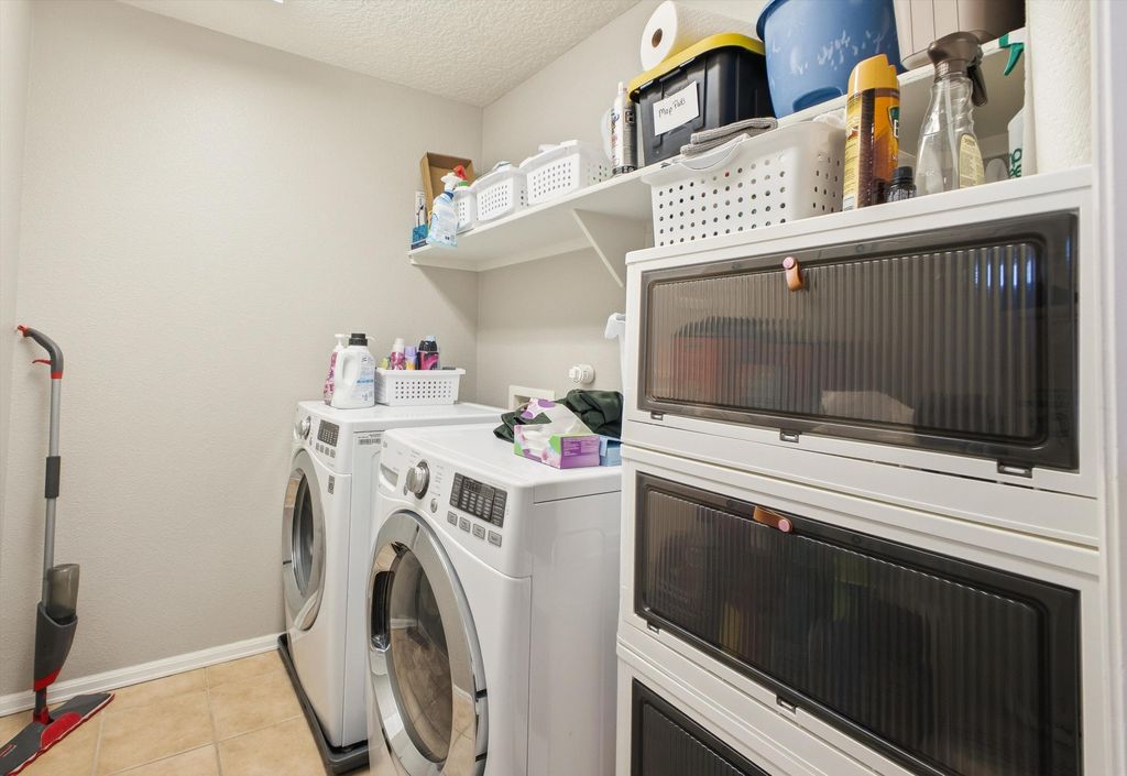 Image 20 of property listing at 232 Loma Linda Loop NE, Rio Rancho, NM 87124