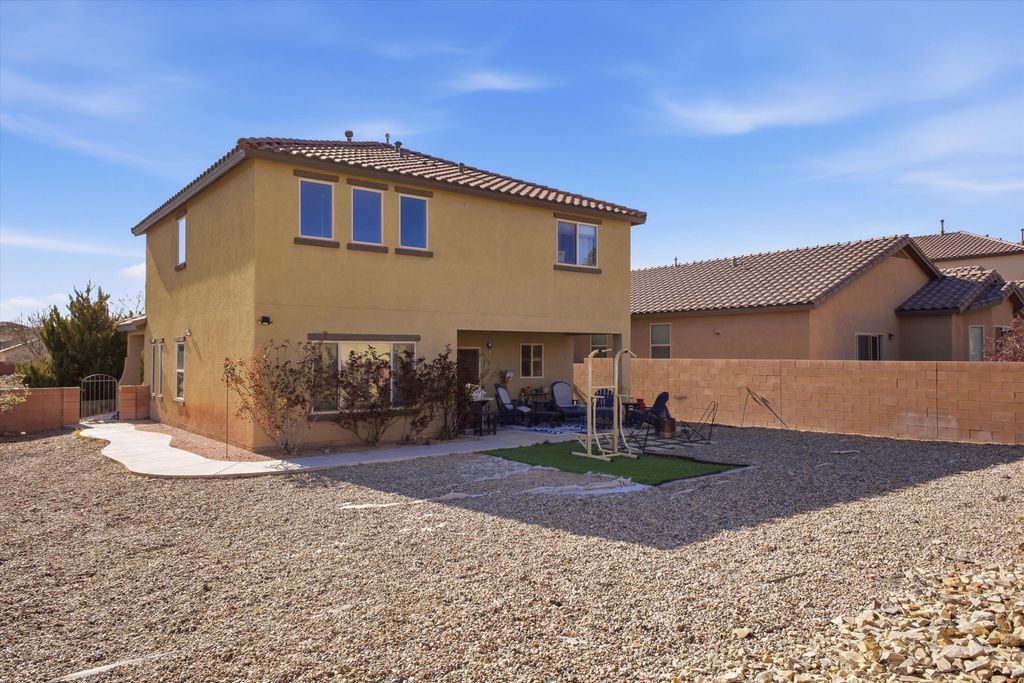 Image 29 of property listing at 232 Loma Linda Loop NE, Rio Rancho, NM 87124