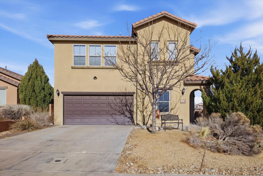 Image 3 of property listing at 232 Loma Linda Loop NE, Rio Rancho, NM 87124