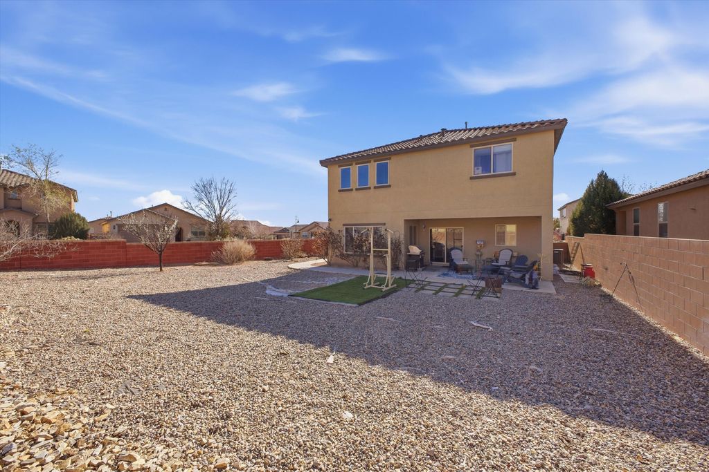 Image 31 of property listing at 232 Loma Linda Loop NE, Rio Rancho, NM 87124