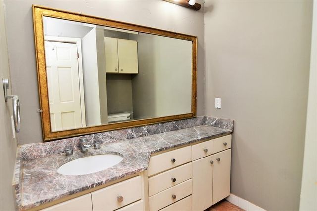 1961 Dryden Road, Houston, TX 77030