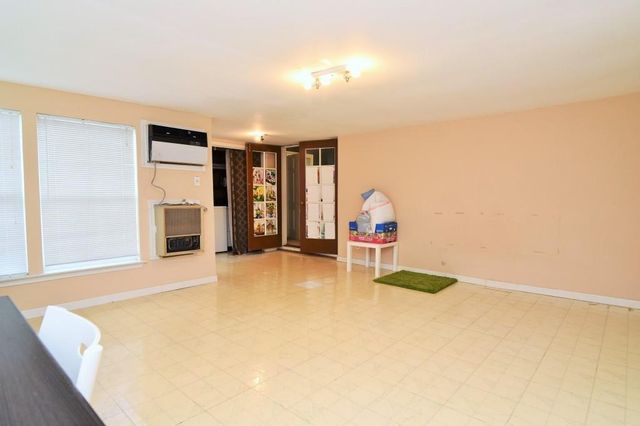 1961 Dryden Road, Houston, TX 77030
