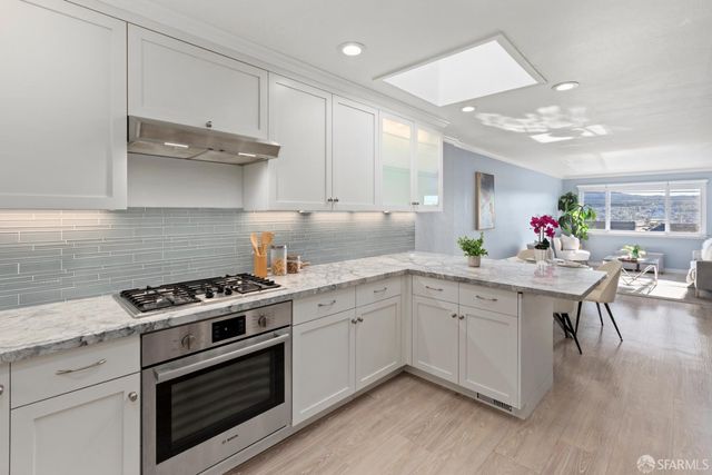 418 Joost Avenue, San Francisco, CA 94127