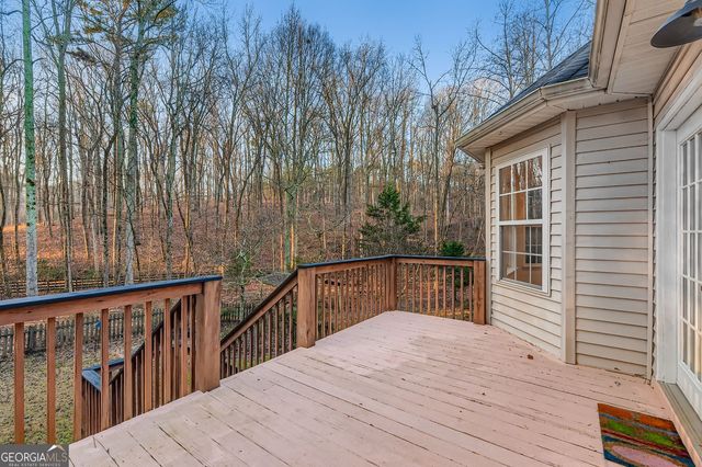 16 Inland Point, Newnan, GA 30263